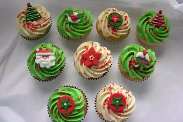 Play Christmas Cupcake Ideas