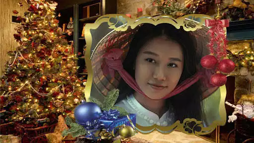 Play Christmas photo frames montage as an online game Christmas photo frames montage with UptoPlay