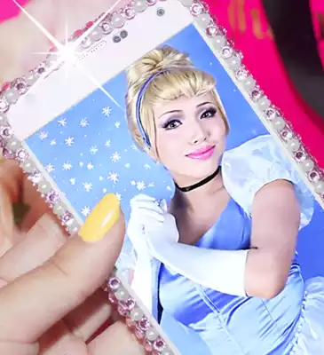 Play Cinderella Makeup