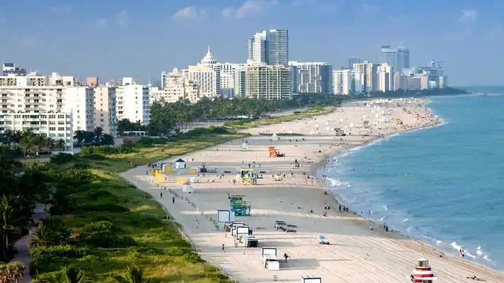 Play Cities. Beach in Miami Play Cities. Beach in Miami