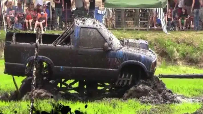 Play Collection Mud Bogging  Videos 2017