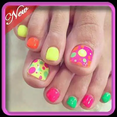 Play coloring toenails