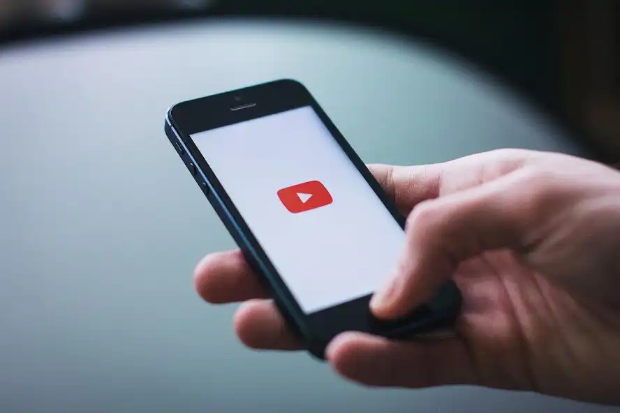Play Como Ganar Dinero con Videos  and enjoy Como Ganar Dinero con Videos with UptoPlay