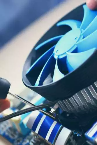 Play Computer Repair as an online game Computer Repair with UptoPlay