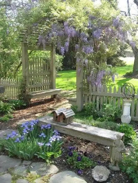 Play Cottage Garden as an online game Cottage Garden with UptoPlay