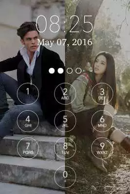 Play Couple Photo Lock Screen