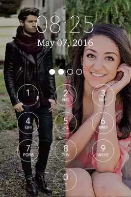 Play Couple Photo Lock Screen