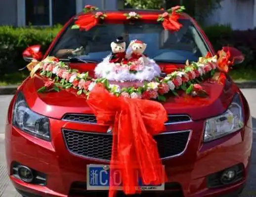 Play Creative Wedding Car