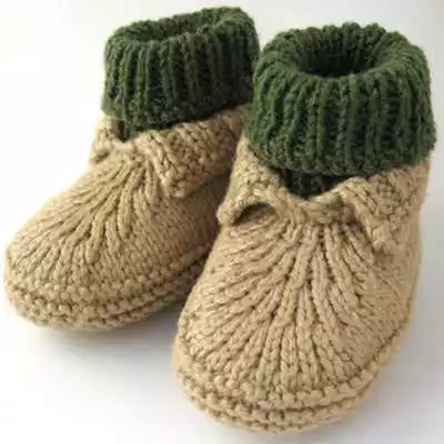 Play Crochet shoes Play Crochet shoes