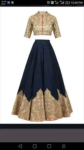Play Crop Tops and Long Skirt Designs as an online game Crop Tops and Long Skirt Designs with UptoPlay