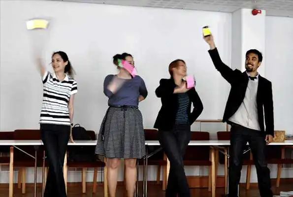 Play CrowdFlash