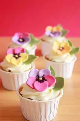 Play Cup Cake Wallpapers HD