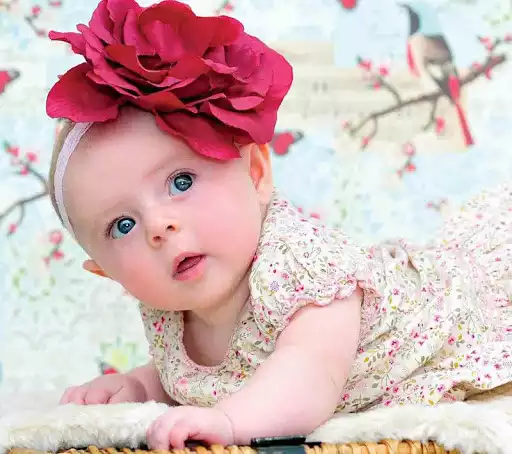 Play Cute Baby Wallpapers  and enjoy Cute Baby Wallpapers with UptoPlay