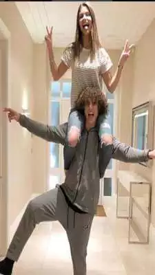 Play David Luiz