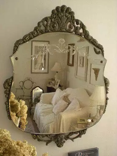 Play Decorative Mirrors