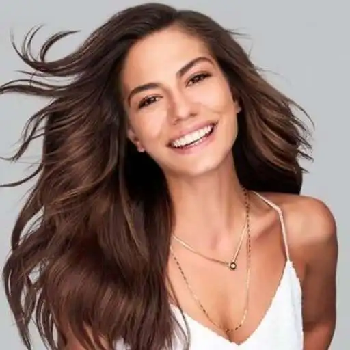 Play Demet Ozdemir wallpapers APK Play Demet Ozdemir wallpapers APK