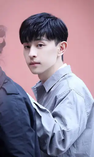 Play Deng Lun Wallpapers  and enjoy Deng Lun Wallpapers with UptoPlay