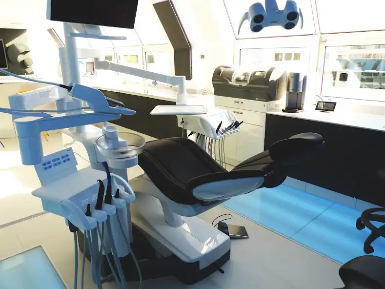 Play Dentsply Sirona SAV as an online game Dentsply Sirona SAV with UptoPlay