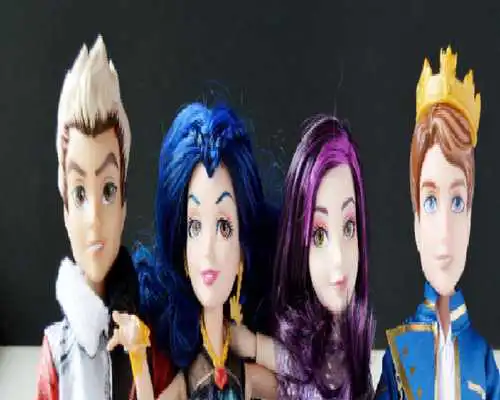 Play Descendants Carlos
