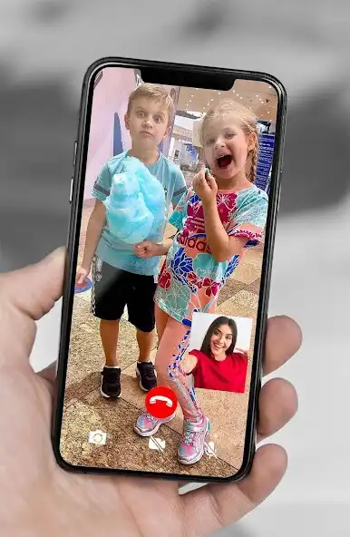 Play Diana and Roma - fake call as an online game Diana and Roma - fake call with UptoPlay