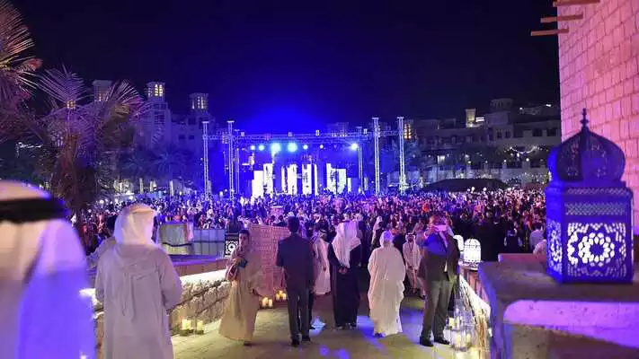 Play DIFFerent Reality Play DIFFerent Reality