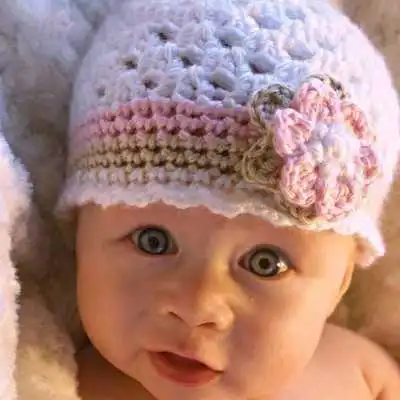 Play DIY Crochet Baby Beanie