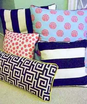 Play DIY Decorative Pillows Design