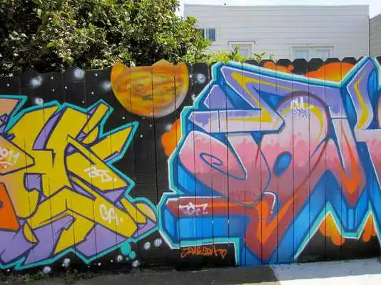 Play DIY Design Graffiti