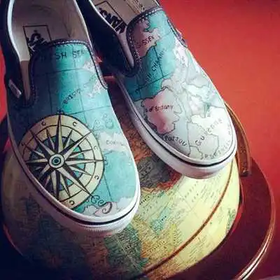 Play DIY painted shoes ideas