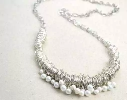 Play DIY Trendy Necklace
