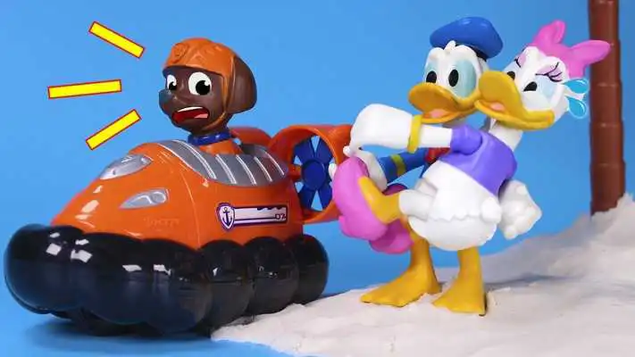 Play Donald Fun Toys
