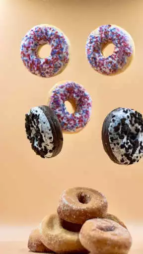 Play Donuts Wallpaper as an online game Donuts Wallpaper with UptoPlay