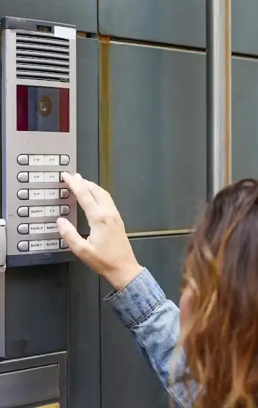Play Doorbell Prank Sounds  and enjoy Doorbell Prank Sounds with UptoPlay