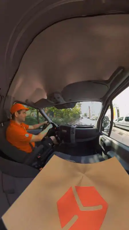 Play DPD VR Experience