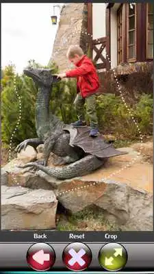 Play Dragon Photo Crop