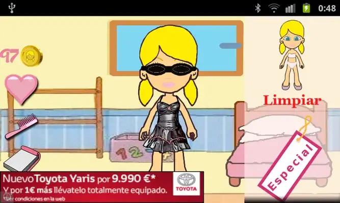 Play Dress up doll Maggie