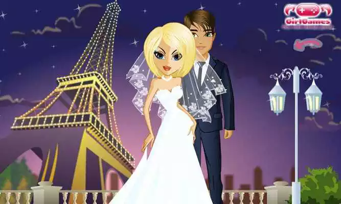Play Dress Up!