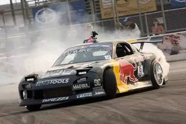 Play Drift car wallpaper
