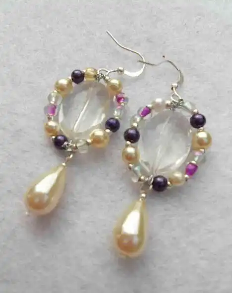 Play Earring Design Pearl Gold  and enjoy Earring Design Pearl Gold with UptoPlay