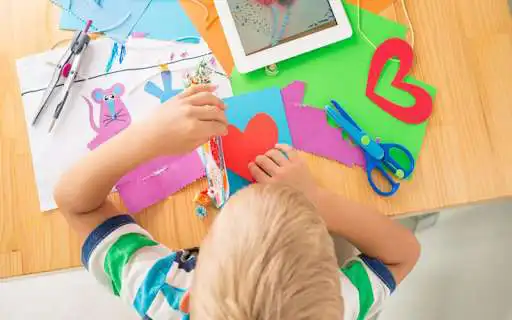 Play Easy crafts and create ideas as an online game Easy crafts and create ideas with UptoPlay
