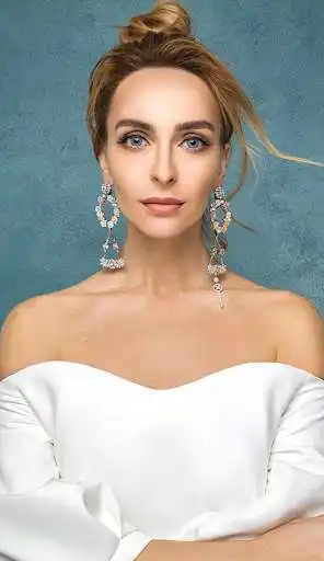 Play Ekaterina Varnava selfie photo editor  and enjoy Ekaterina Varnava selfie photo editor with UptoPlay