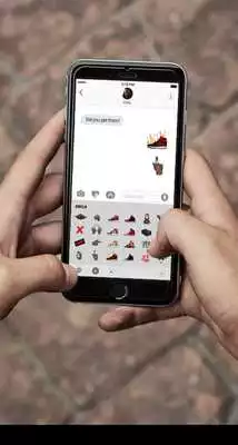 Play Emoji keyboard cute 2017