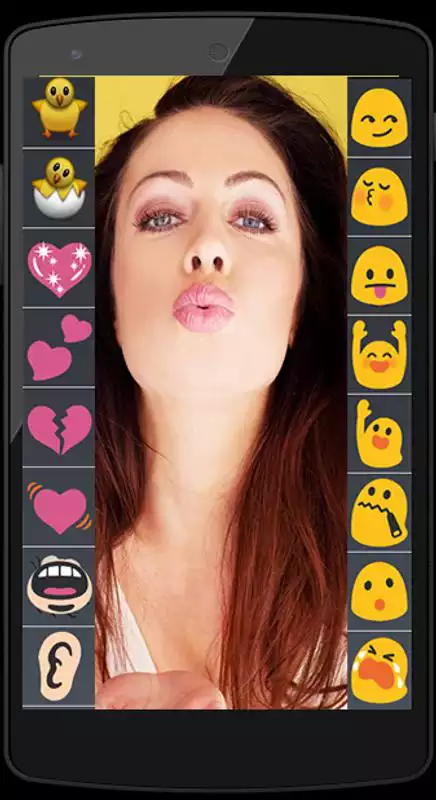 Play Emoji snap Camera