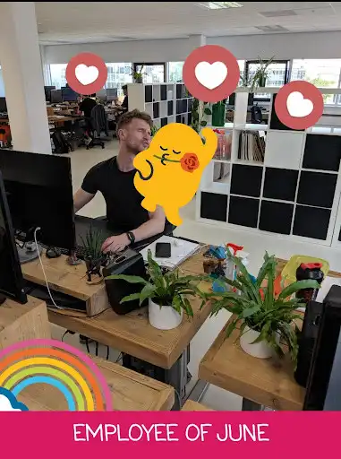 Play Employee Of The Month as an online game Employee Of The Month with UptoPlay