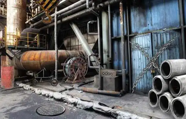 Play Escape Games - Abandoned Railway Factory