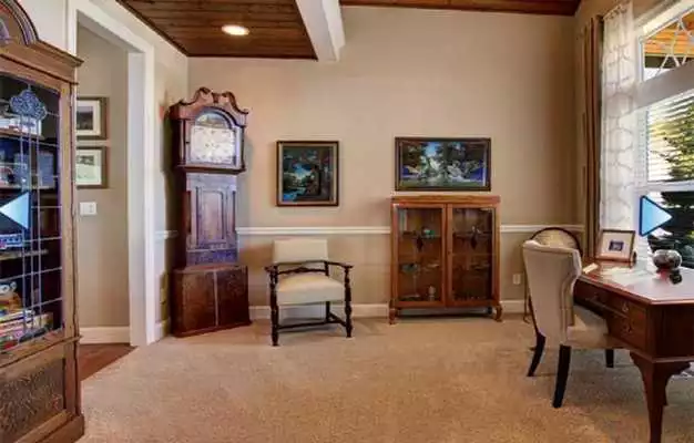 Play Escape Games - Deluxe House 4