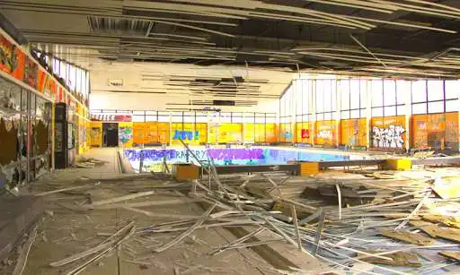 Play Escape Game Swimming Pool