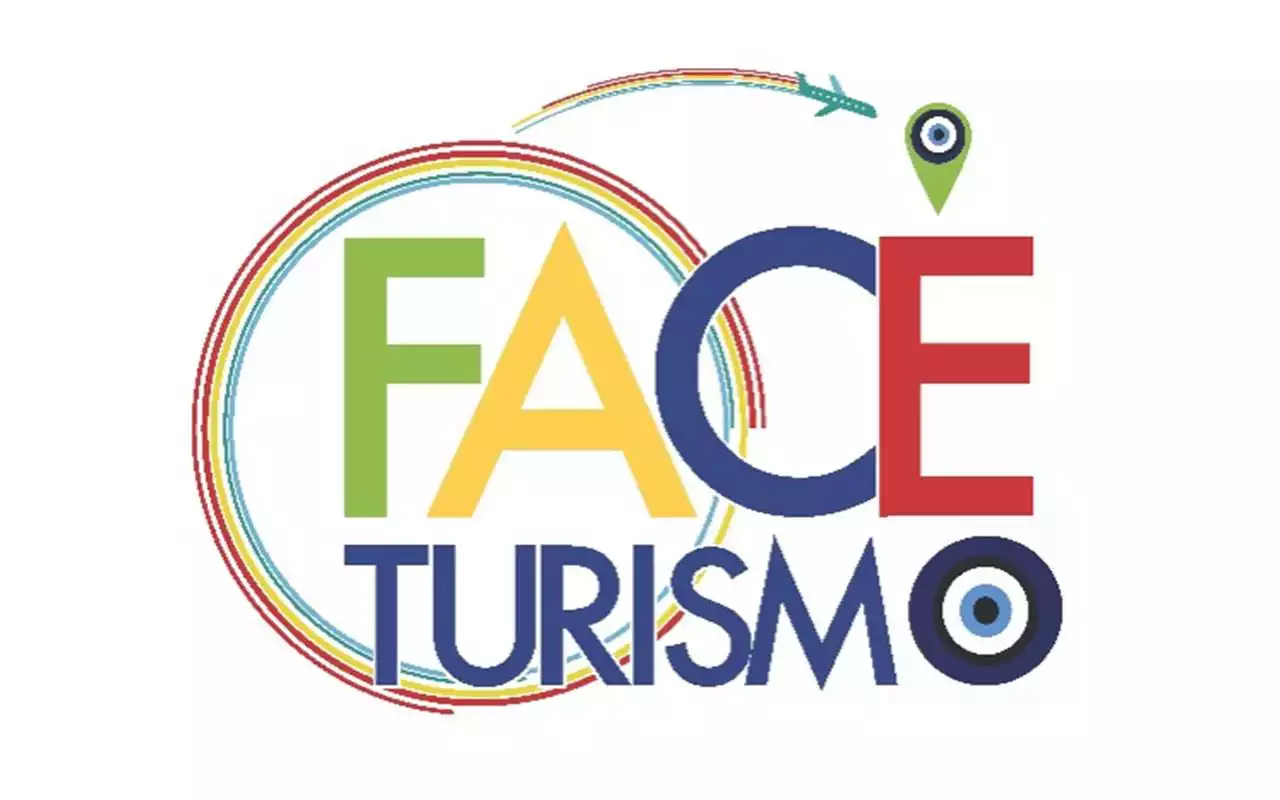 Play Face Turismo
