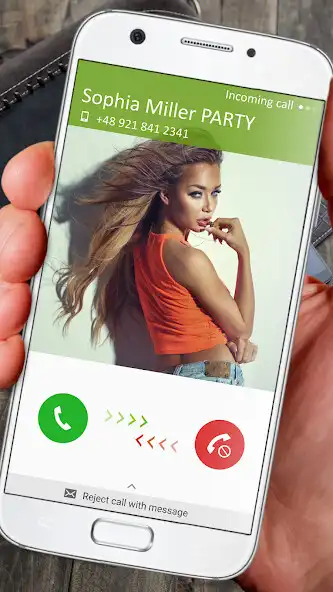 Fake Call - Calling Simulator online game with UptoPlay