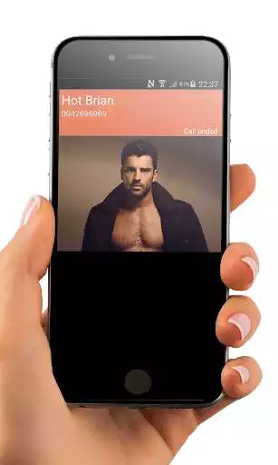 Play Fake incoming call (prank) as an online game Fake incoming call (prank) with UptoPlay